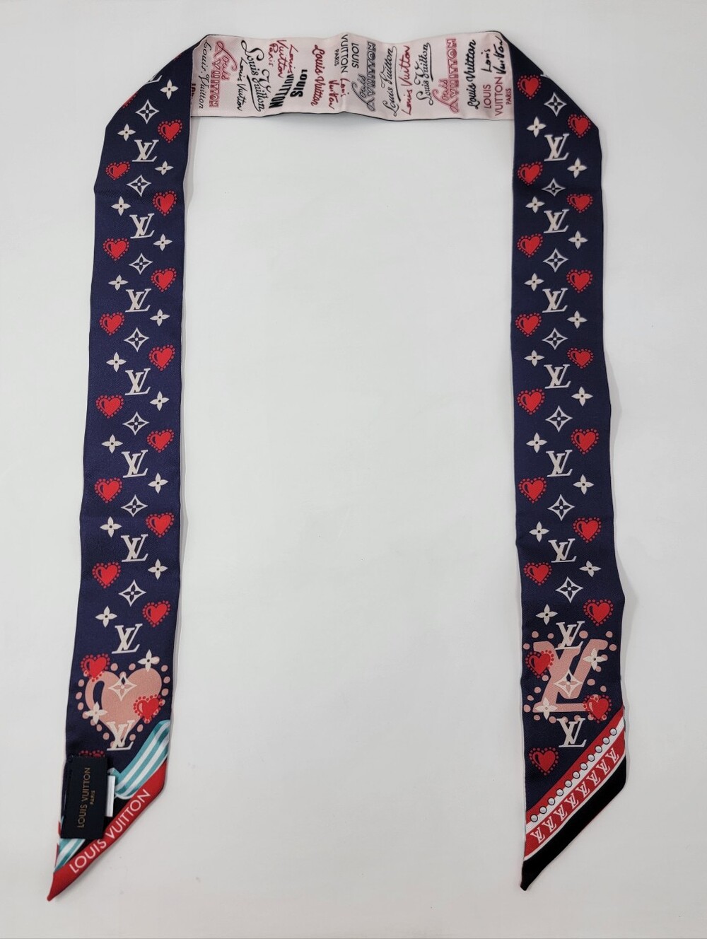 Louis Vuitton Perfect Match Bandeau 100% Silk Scarf